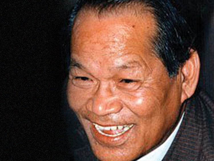 डा. गुरुङ उद्यान निर्माणका लागि सहयोग